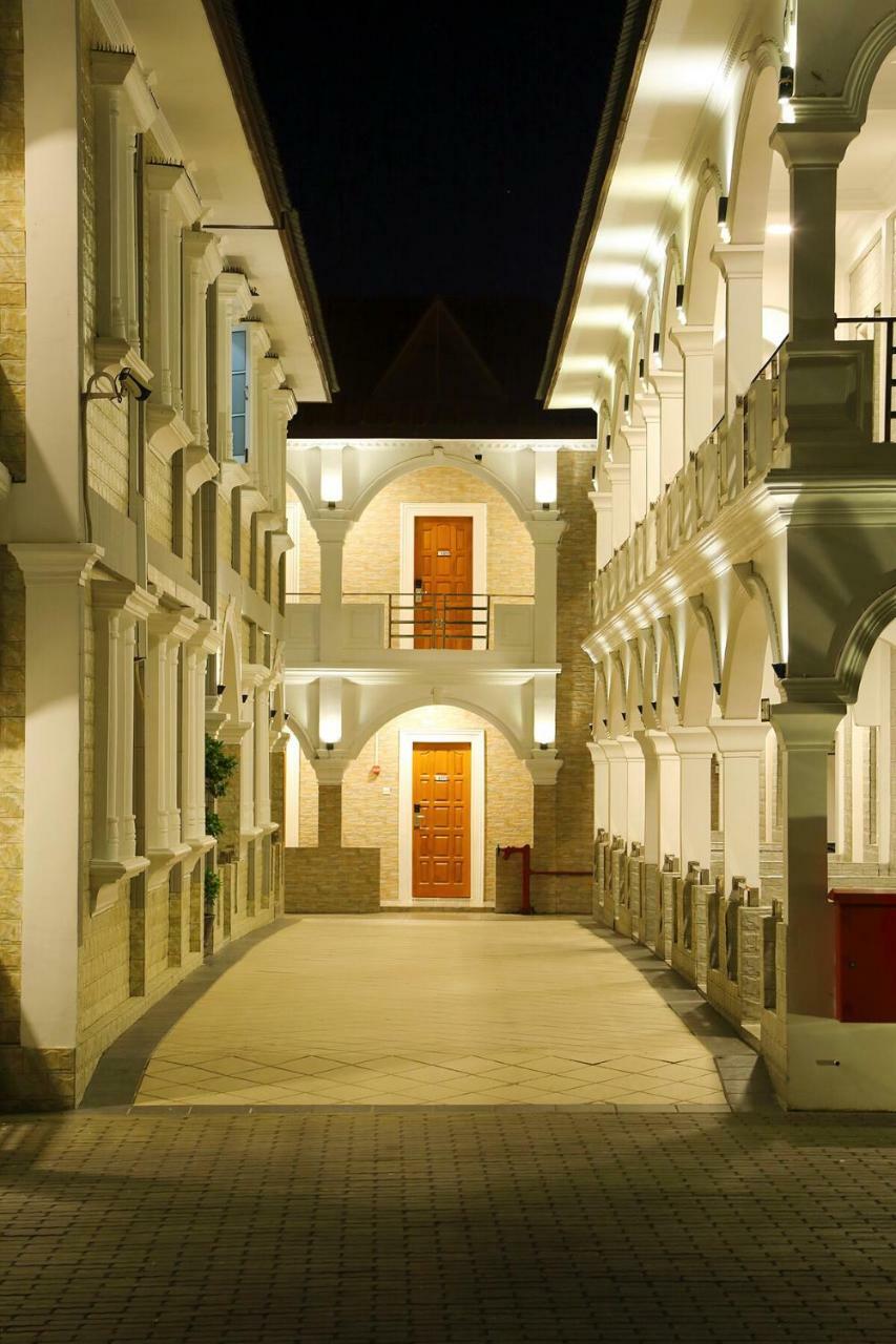 K.C Residence Янгон Екстер'єр фото