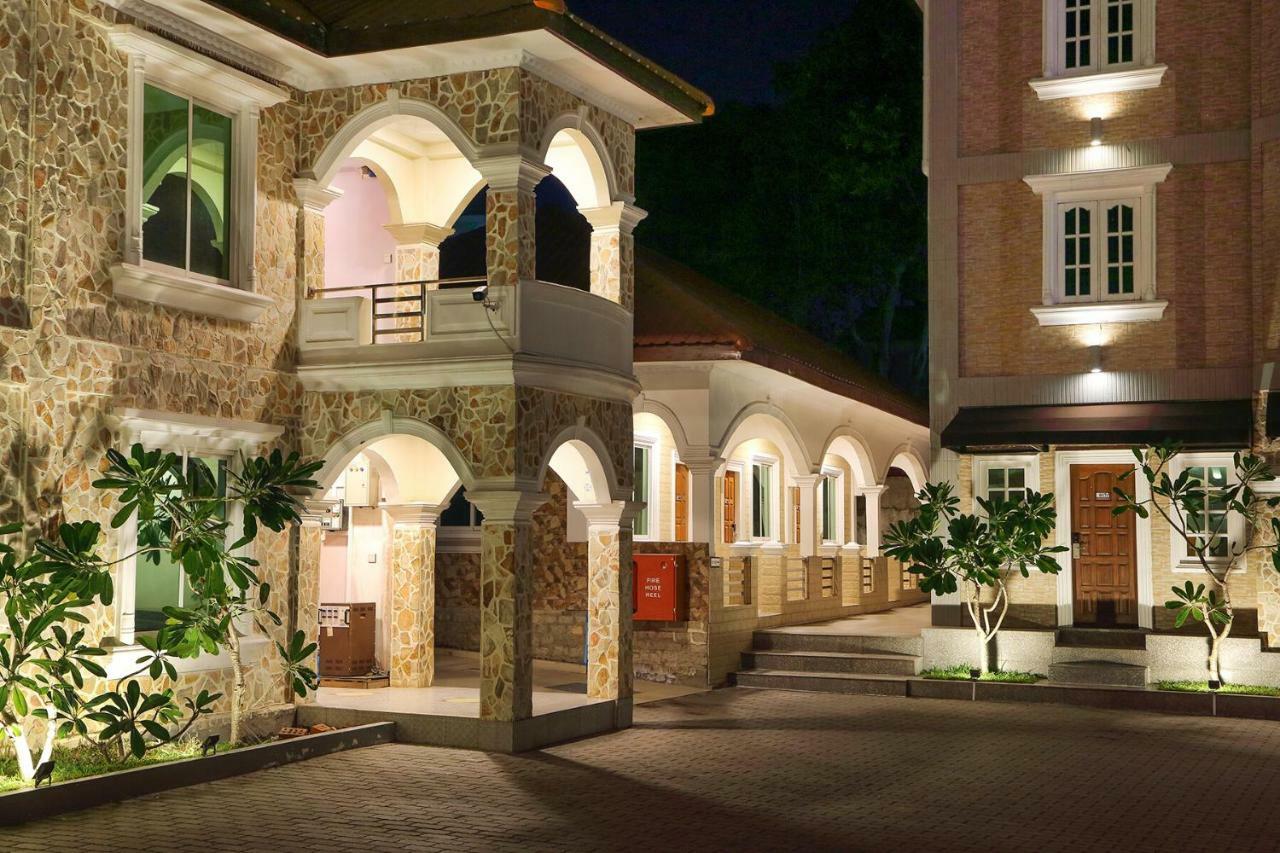 K.C Residence Янгон Екстер'єр фото